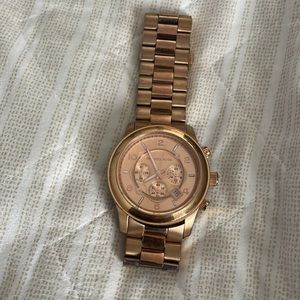 MK watch